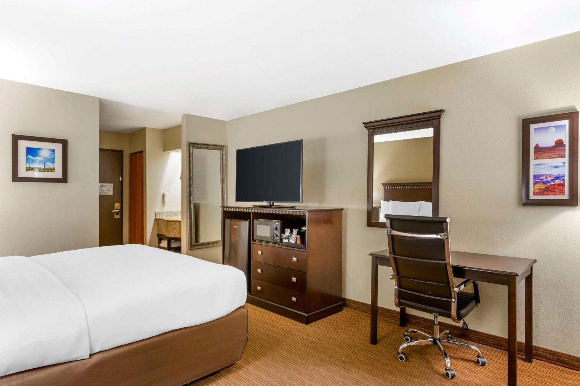 Comfort Inn West Phoenix At 27Th Ave And I-I0 外观 照片